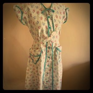 Vintage 1940’s Novelty Print Cotton Dress